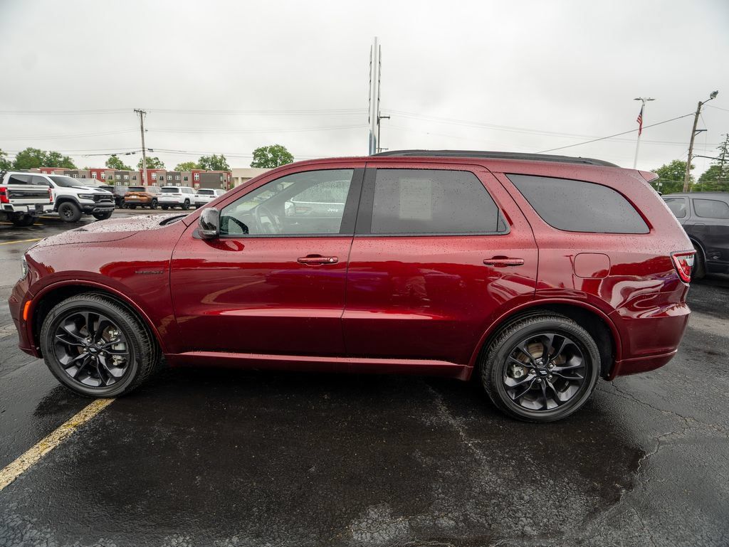 Used 2025 Dodge Durango R/T AWD/4WD image 4