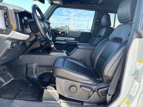Used 2021 Ford Bronco Badlands AWD/4WD image 6