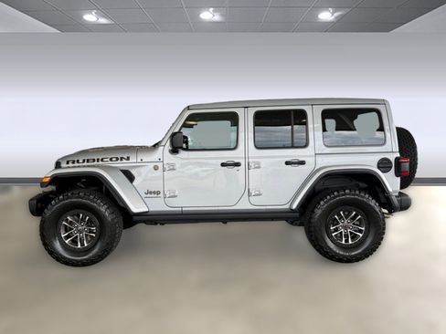 Used 2024 Jeep Wrangler Unlimited Rubicon 392 AWD/4WD image 2