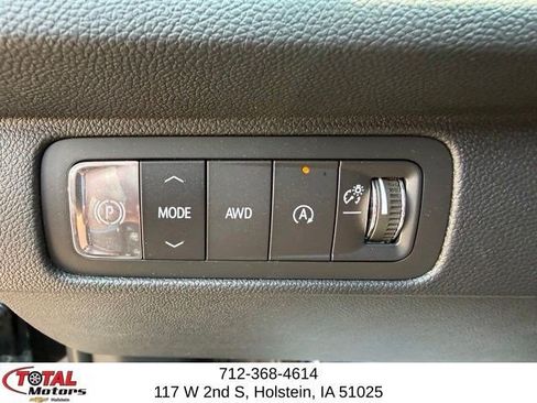 Used 2026 Chevrolet Traverse RS w/ LPO, Floor Liner Package AWD/4WD image 21