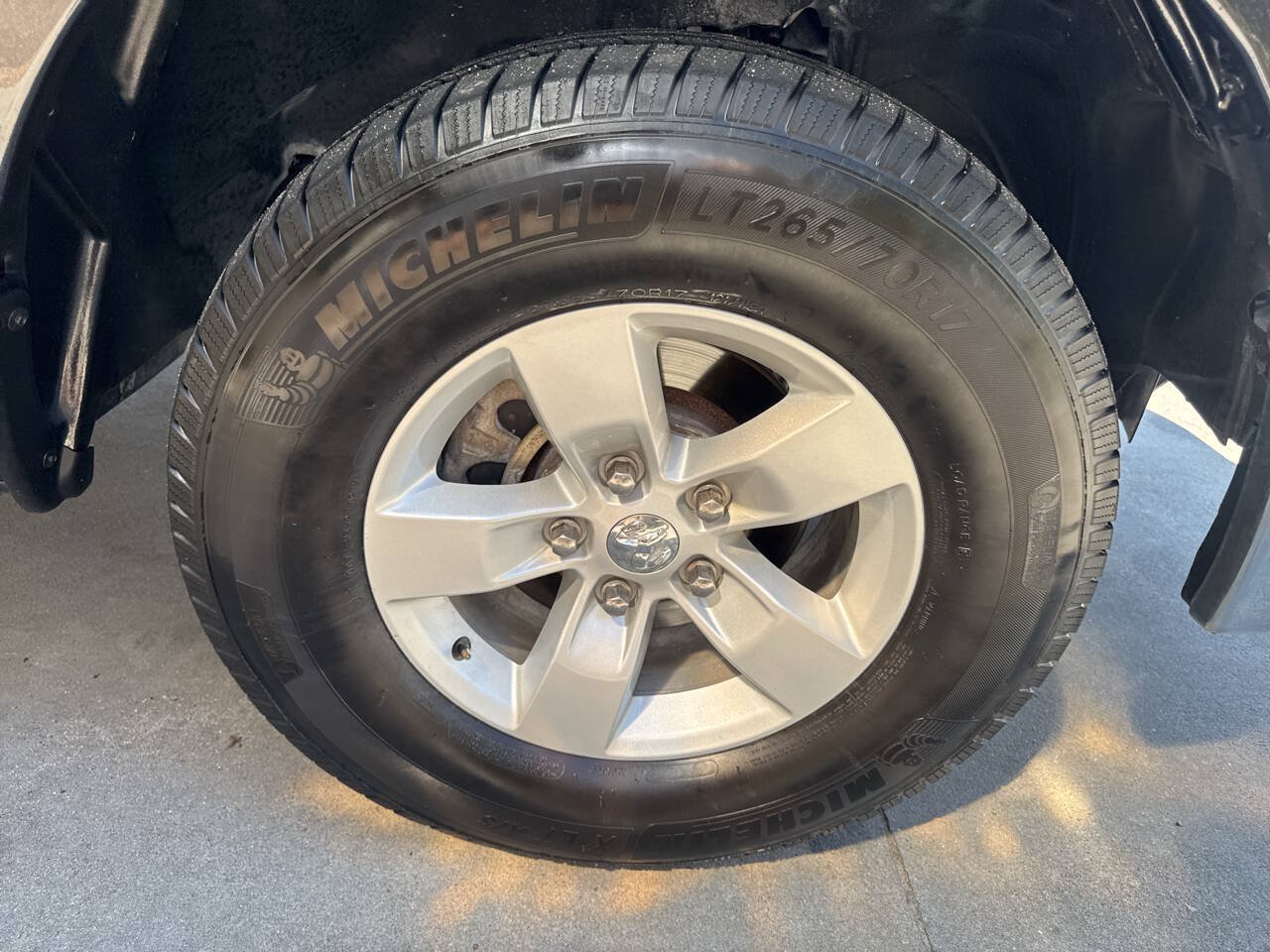 Used 2021 RAM 1500 Tradesman w/ Chrome Appearance Group AWD/4WD image 25