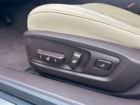 Used 2016 Lexus ES 350 w/ Accessory Package FWD image 38