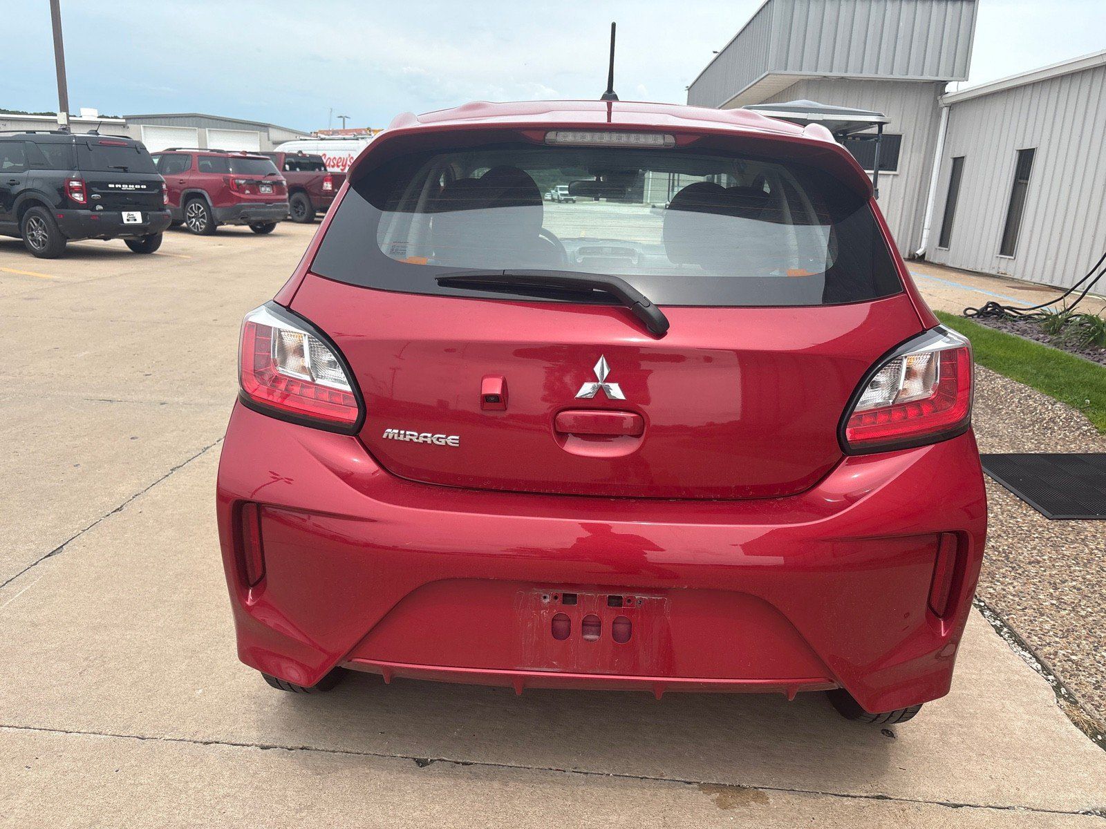 Used 2024 Mitsubishi Mirage ES FWD image 9