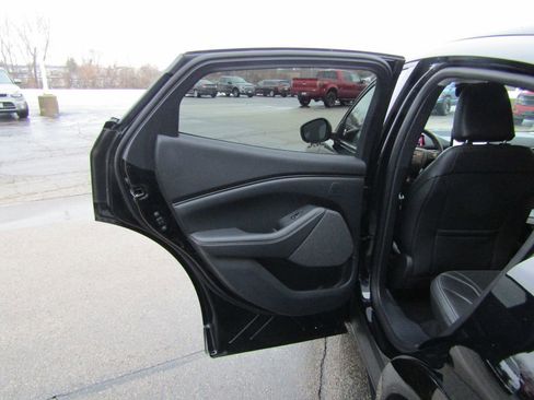 Used 2025 Ford Mustang Mach-E Premium image 38