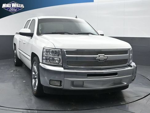 Used 2013 Chevrolet Silverado 1500 LT RWD image 2