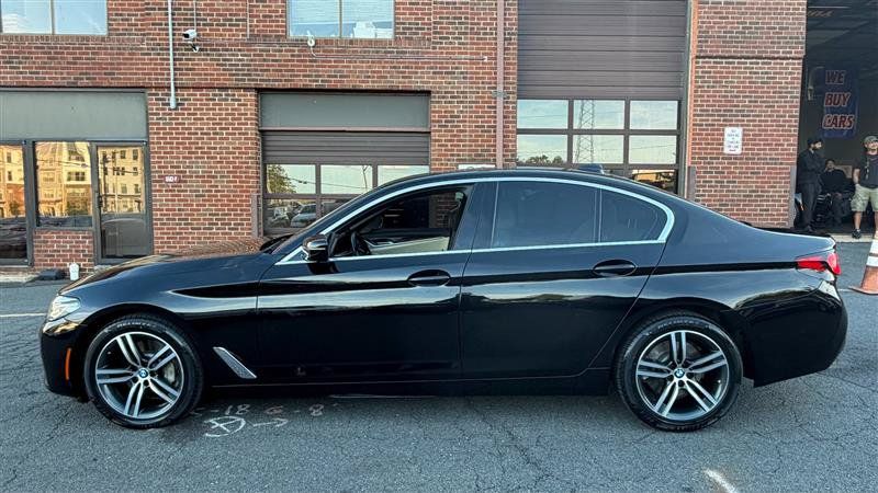 Used 2021 BMW 530i xDrive w/ Premium Package AWD/4WD image 18