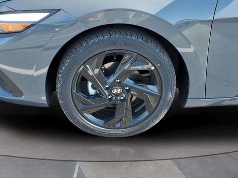 New 2026 Hyundai Elantra Sport FWD image 9