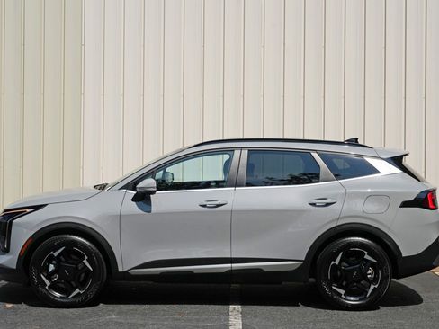 Used 2026 Kia Sportage EX w/ EX Panorama Roof Package FWD image 48