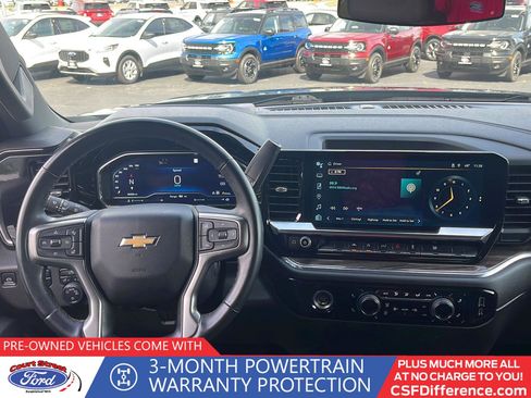 Used 2023 Chevrolet Silverado 1500 LT image 9