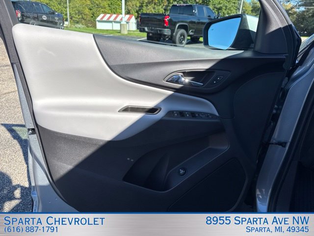 Used 2024 Chevrolet Equinox LT w/ Driver Convenience Package AWD/4WD image 10