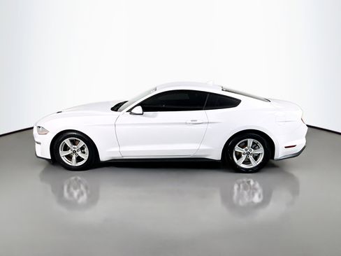 Used 2021 Ford Mustang Coupe image 6