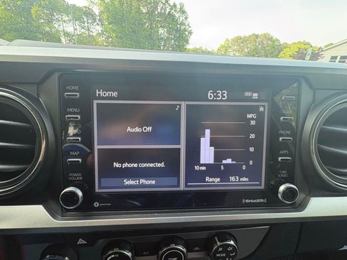 Used 2023 Toyota Tacoma SR5 AWD/4WD image 33