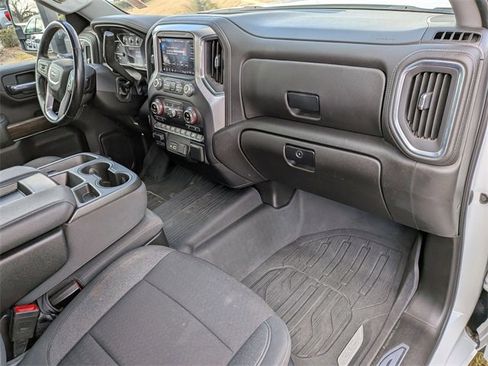 Used 2022 GMC Sierra 2500 SLE w/ SLE Value Package; image 37