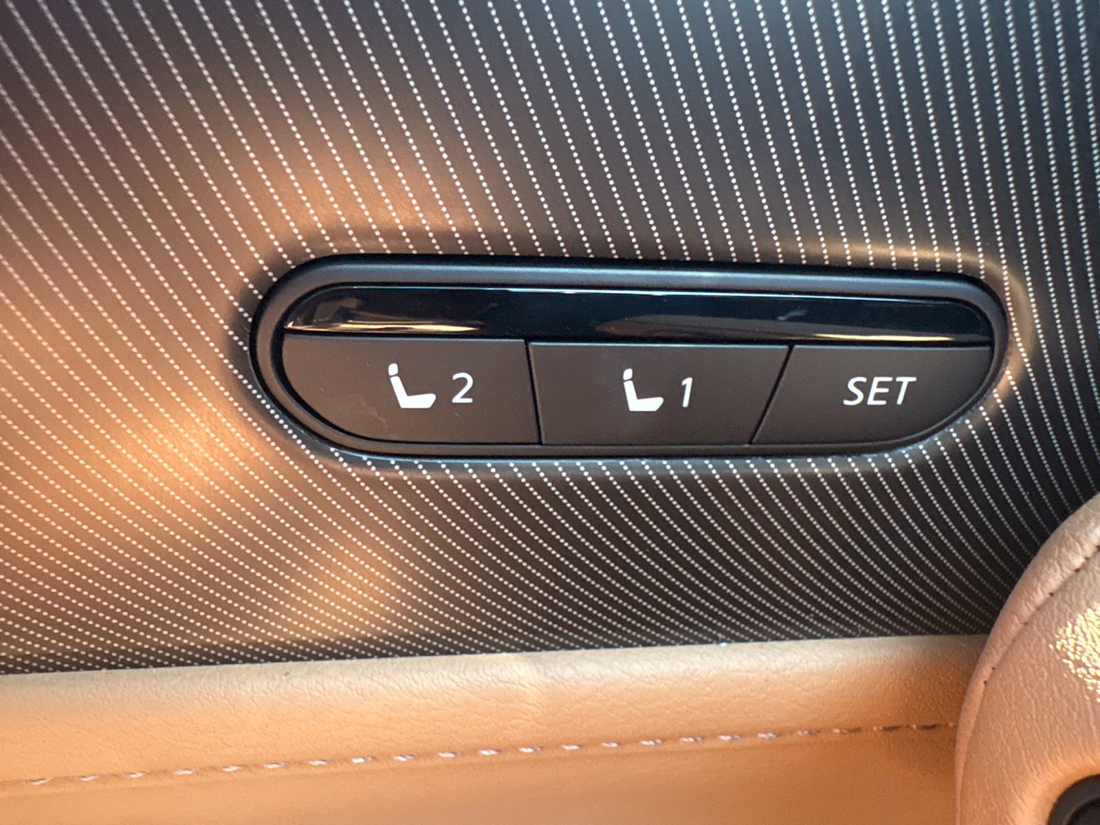 Used 2026 INFINITI QX80 Luxe w/ Cargo Package RWD image 17