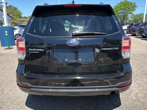 Used 2018 Subaru Forester 2.5i Limited AWD/4WD image 6