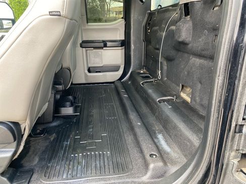 Used 2017 Ford F450 XL w/ Power Equipment Group image 17