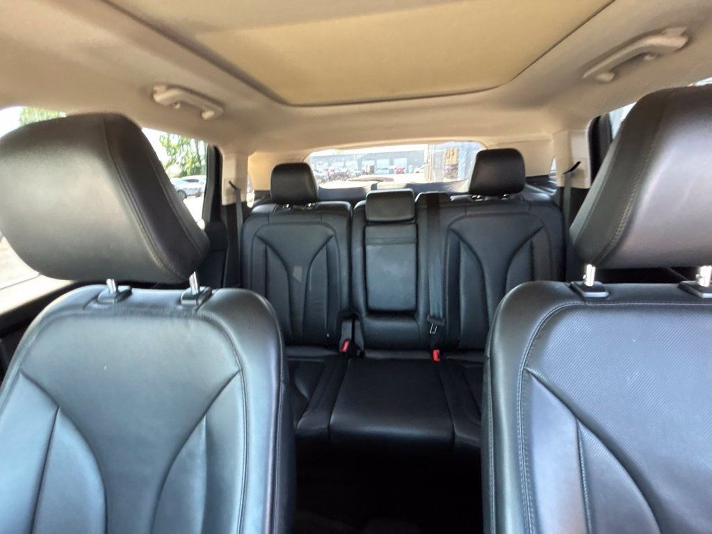 Used 2023 Lincoln Nautilus Reserve AWD/4WD image 27