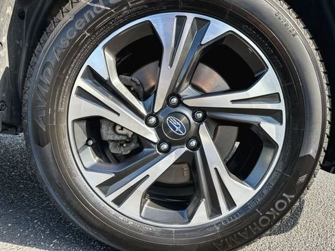 Used 2024 Subaru Crosstrek 2.0i Premium image 11