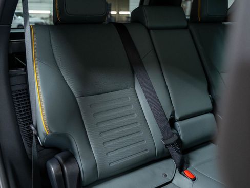 Used 2025 Toyota 4Runner Trailhunter image 57