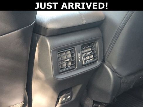 Used 2023 Toyota RAV4 Limited FWD image 11