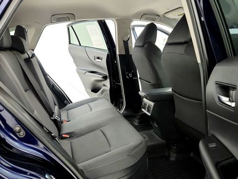 Certified 2023 Toyota Venza LE AWD/4WD image 18