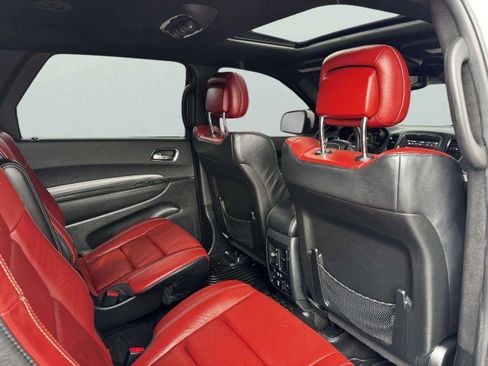 Used 2018 Dodge Durango SRT w/ Technology Group AWD/4WD image 48