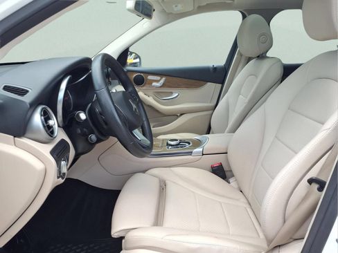 Used 2019 Mercedes-Benz GLC 300 4MATIC image 10