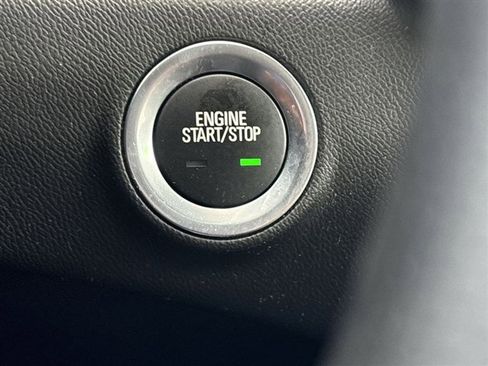 Used 2023 GMC Terrain SLE FWD image 16