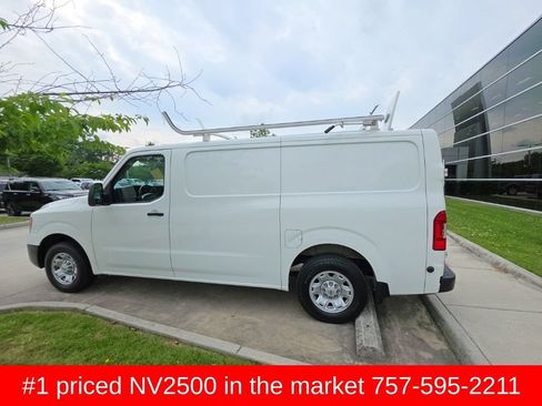 Used 2021 Nissan NV 2500 SV w/ Navigation Package RWD image 7