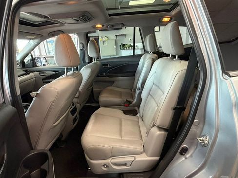 Used 2018 Honda Pilot Elite image 29