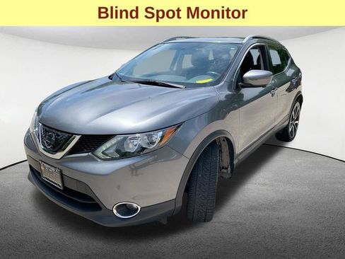 Used 2018 Nissan Rogue Sport SL AWD/4WD image 5