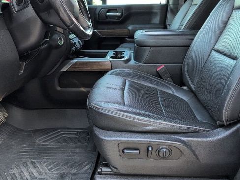 Used 2020 Chevrolet Silverado 2500 High Country w/ Z71 Off-Road Package image 11