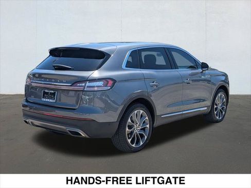 Used 2023 Lincoln Nautilus Reserve w/ Equipment Group 201A FWD image 5
