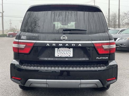 Used 2022 Nissan Armada Platinum w/ Captain's Chairs Package image 4