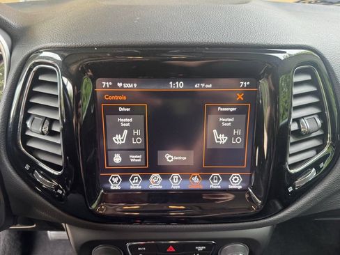 Used 2021 Jeep Compass Limited AWD/4WD image 16