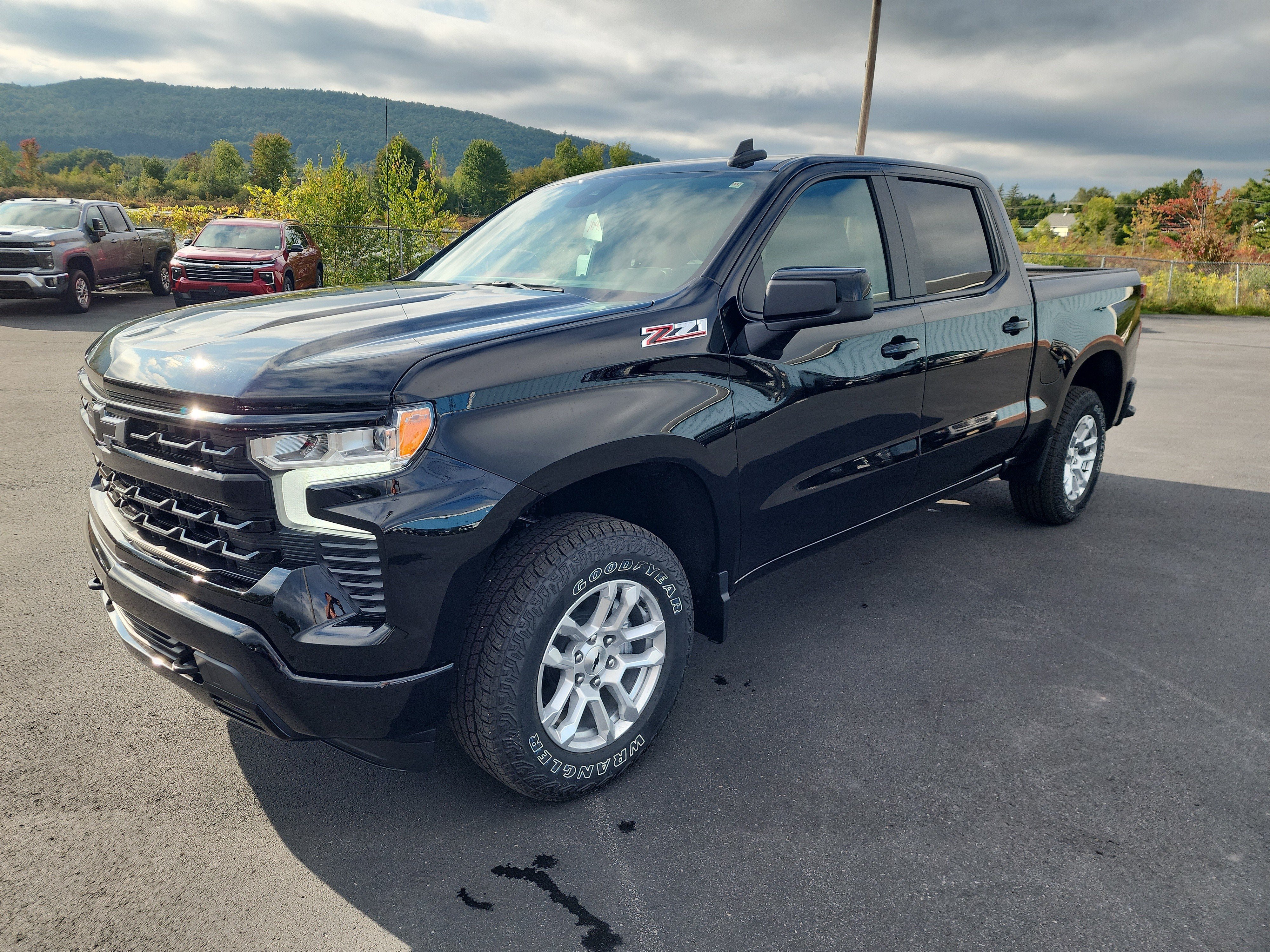 New 2026 Chevrolet Silverado 1500 RST w/ Convenience Package II AWD/4WD image 4