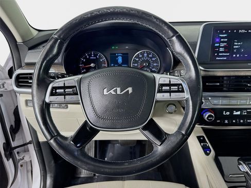 Certified 2022 Kia Telluride EX w/ EX Premium Package AWD/4WD image 12
