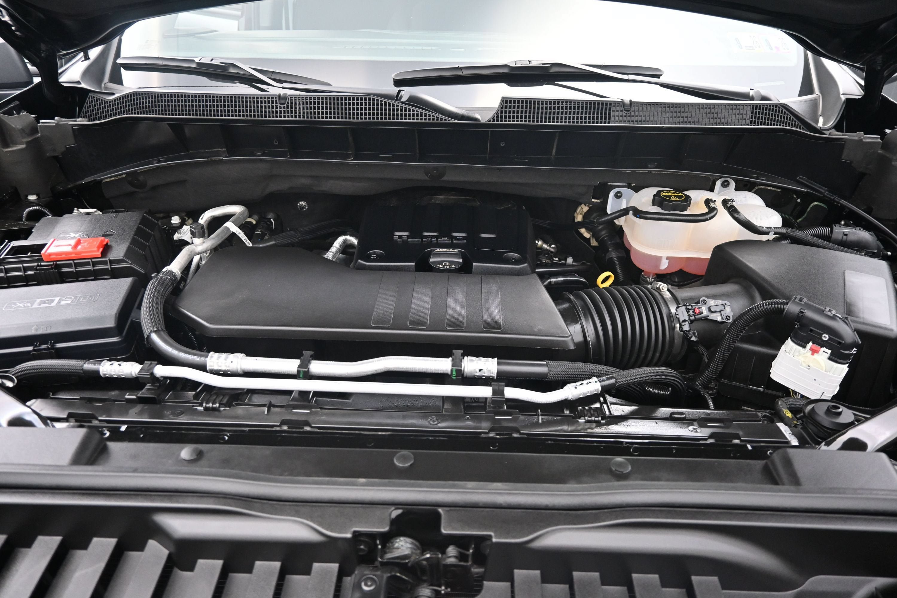 Certified 2026 Chevrolet Silverado 1500 LT AWD/4WD image 29