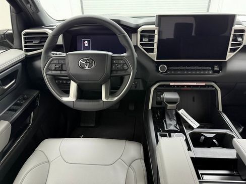 New 2026 Toyota Tundra Limited image 32