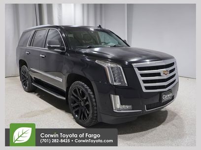 Used 2017 Cadillac Escalade Luxury