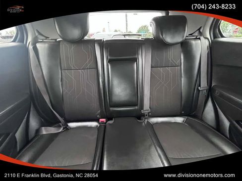 Used 2019 Chevrolet Trax LT w/ LT Convenience Package FWD image 13