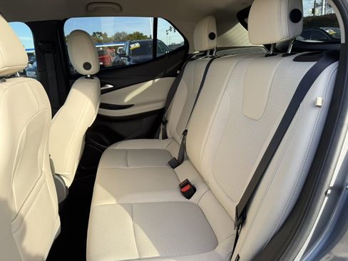 Used 2023 Buick Encore GX Preferred w/ Cold Weather Comfort Package image 31