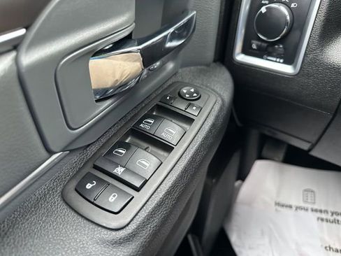 Used 2024 RAM 1500 Classic SLT image 25