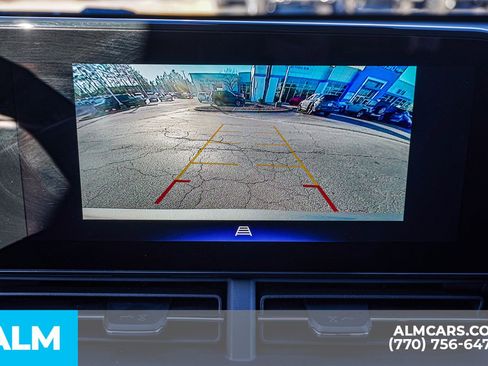 Used 2025 Chevrolet Trax LT w/ LT Convenience Package image 37