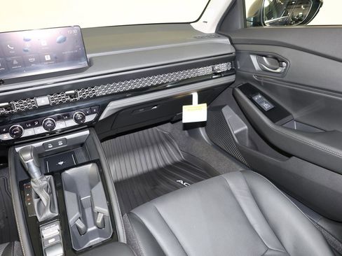 New 2026 Honda Accord Touring image 9