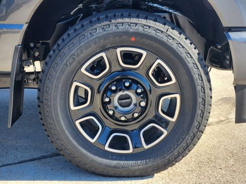 New 2026 Ford F250 Platinum AWD/4WD image 7