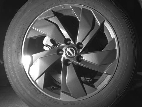 Used 2025 Nissan Rogue SV FWD image 15