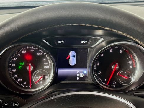 Used 2018 Mercedes-Benz GLA 250 4MATIC image 16