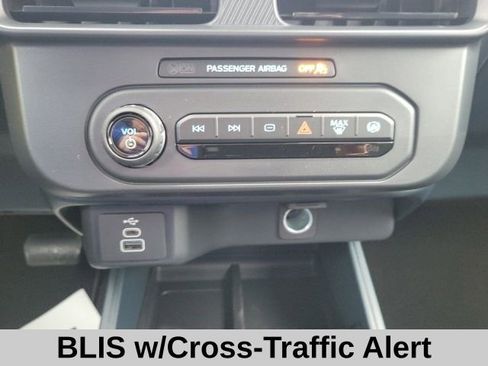 New 2025 Ford Maverick XL w/ Equipment Group 101A image 8