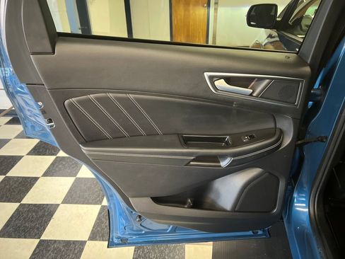 Used 2020 Ford Edge ST w/ Cold Weather Package image 39